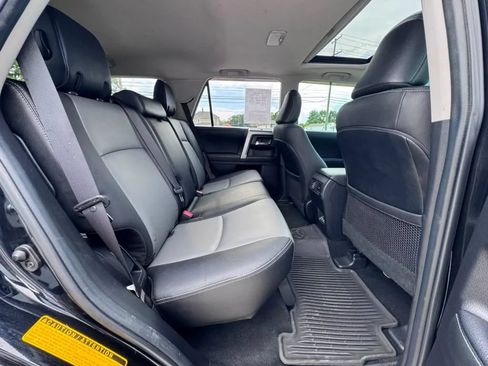 Used 2021 Toyota 4Runner SR5 Premium w/ Moonroof Package AWD/4WD image 9