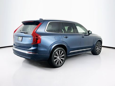 Used 2023 Volvo XC90 B5 Plus AWD/4WD image 9