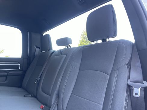 Used 2024 RAM 2500 Big Horn AWD/4WD image 18