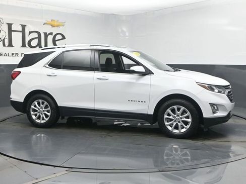Used 2019 Chevrolet Equinox LT FWD image 1