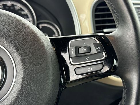 Used 2019 Volkswagen Beetle 2.0T S image 26