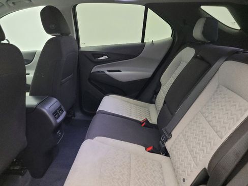 Used 2024 Chevrolet Equinox LS w/ LS Convenience Package image 18