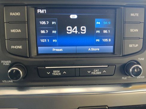 Used 2016 Hyundai Sonata SE image 25