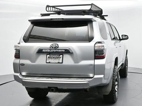 Used 2019 Toyota 4Runner TRD Off-Road Premium AWD/4WD image 6