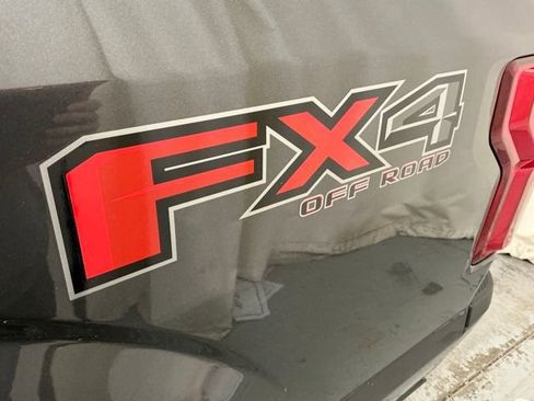 Used 2020 Ford F150 Lariat image 7