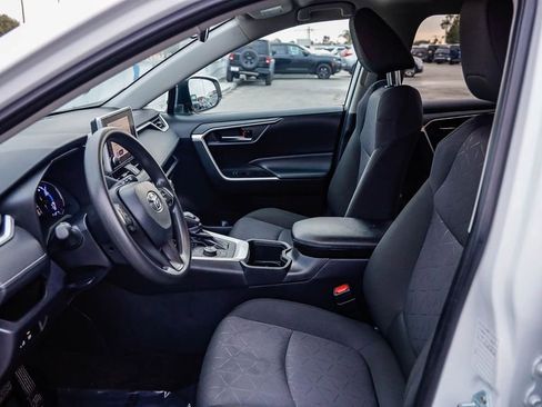 Used 2024 Toyota RAV4 XLE image 18