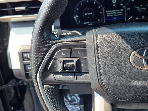 Used 2024 Toyota Tacoma TRD Off-Road AWD/4WD image 28
