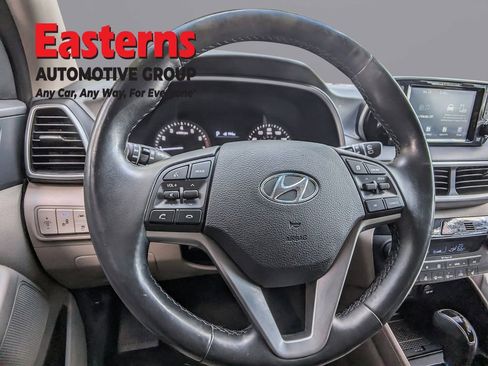 Used 2021 Hyundai Tucson Limited image 7
