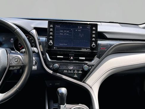 Used 2024 Toyota Camry XSE FWD image 7