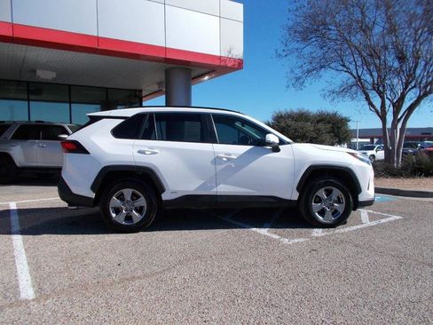 Used 2023 Toyota RAV4 XLE w/ XLE Grade Weather Package image 6