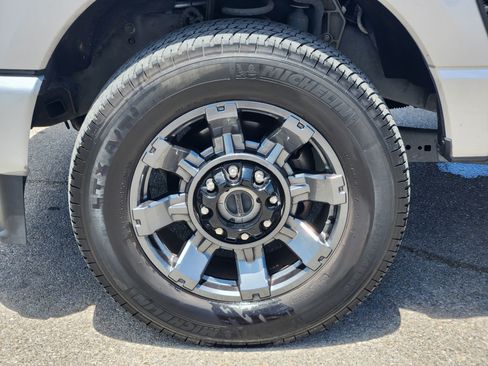 Used 2023 Ford F250 Lariat w/ Lariat Ultimate Package AWD/4WD image 10