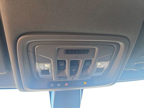 Used 2021 GMC Sierra 1500 Denali w/ Denali Ultimate Package image 22