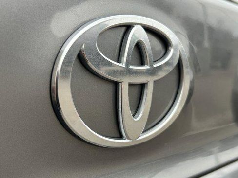 Certified 2025 Toyota Camry SE FWD image 7