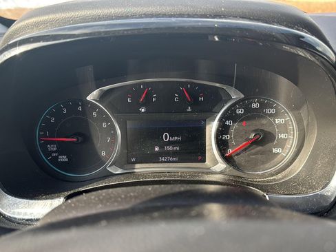 Used 2021 Chevrolet Traverse LT image 16