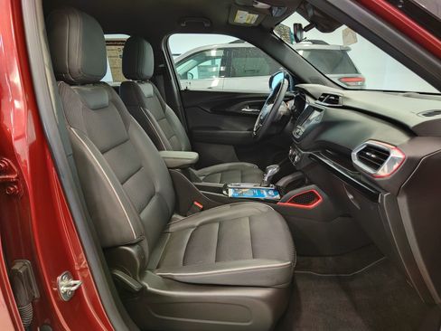 Used 2023 Chevrolet TrailBlazer RS image 18
