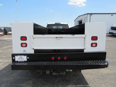 Used 2012 RAM 5500 2WD Crew Cab w/ Ambulance Prep Group image 4
