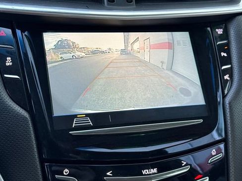 Used 2018 Cadillac XTS Luxury image 24