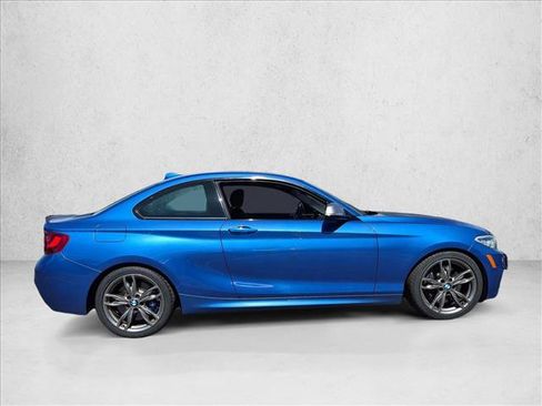 Used 2016 BMW M235i Coupe RWD image 4
