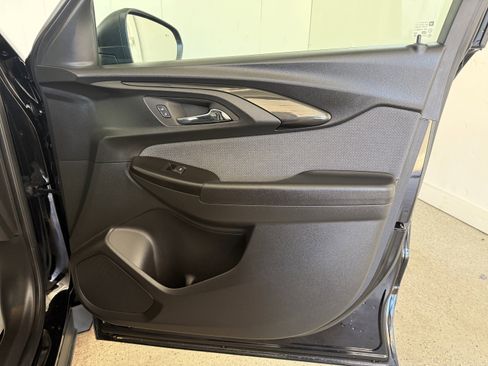 Used 2022 Chevrolet TrailBlazer LS image 27