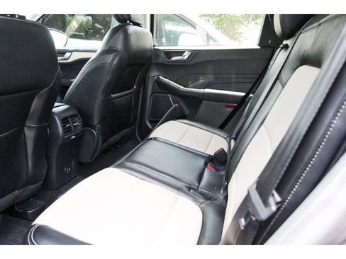 Certified 2021 Ford Escape Titanium w/ Titanium Elite Package AWD/4WD image 12