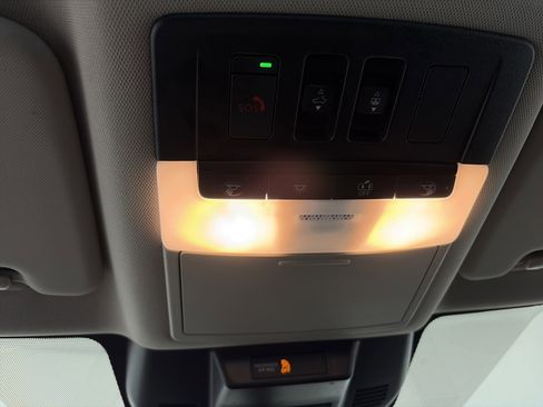 Certified 2023 Nissan Rogue SL w/ SL Premium Package image 34