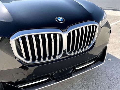 Used 2024 BMW X5 sDrive40i w/ Climate Comfort Package RWD image 31