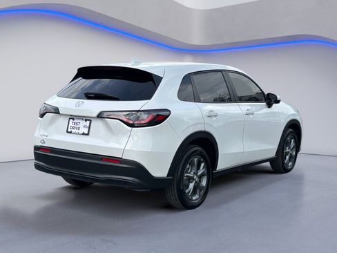 Used 2026 Honda HR-V LX image 3