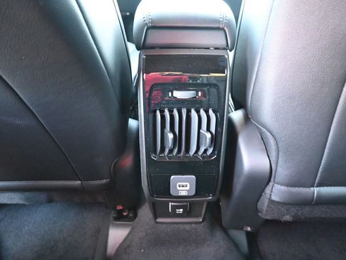 New 2026 Jeep Compass Limited w/ Sun, Sound & Navigation Group image 17