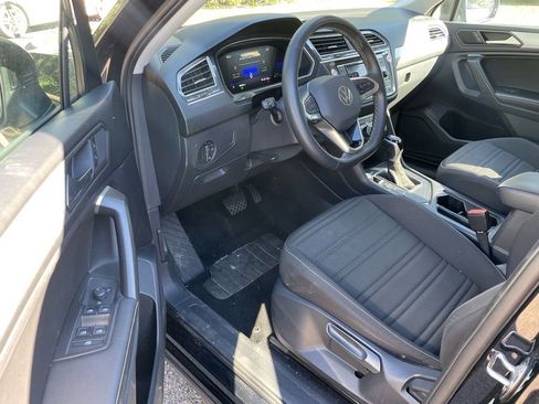 Used 2024 Volkswagen Tiguan S image 5