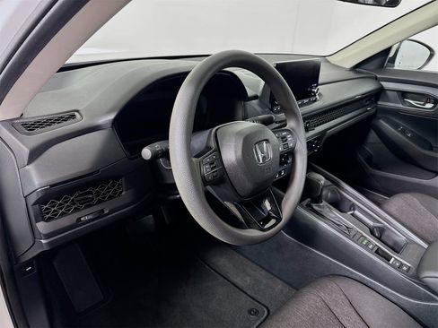 Used 2025 Honda Accord LX image 7