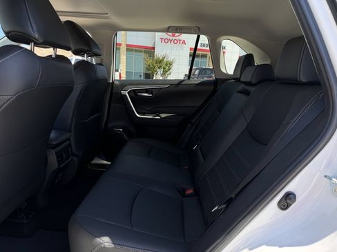 Used 2024 Toyota RAV4 XLE Premium FWD image 28