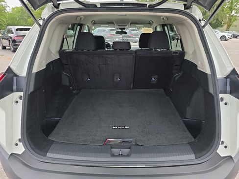 Used 2023 Nissan Rogue S FWD image 31