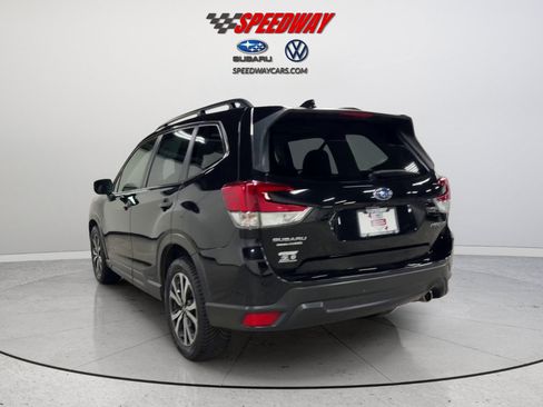 Certified 2022 Subaru Forester Limited AWD/4WD image 8