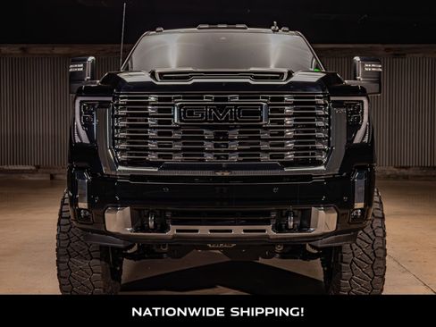 Used 2024 GMC Sierra 2500 Denali w/ Denali Reserve Package image 4