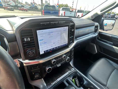 Used 2023 Ford F150 Lariat w/ Equipment Group 502A High AWD/4WD image 30