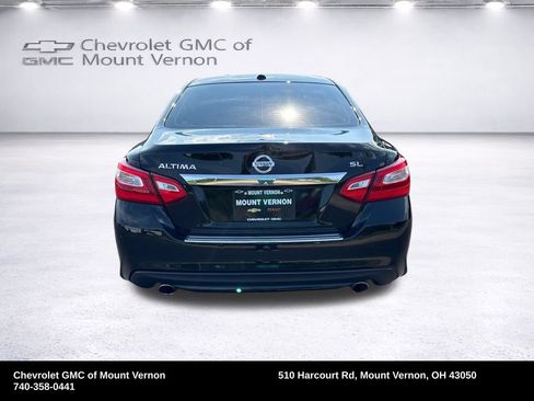 Used 2016 Nissan Altima 2.5 SL w/ 2.5 Technology w/LED Package FWD image 4