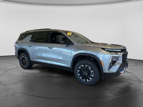 New 2026 Chevrolet Traverse Z71 w/ Driver Confidence Package AWD/4WD image 3