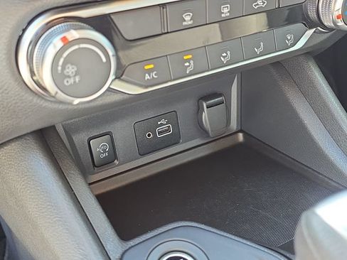 Certified 2025 Nissan Sentra S FWD image 25