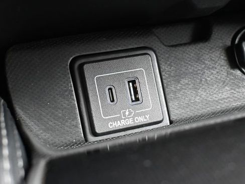 Used 2019 INFINITI QX60 Luxe w/ Essential Package image 32