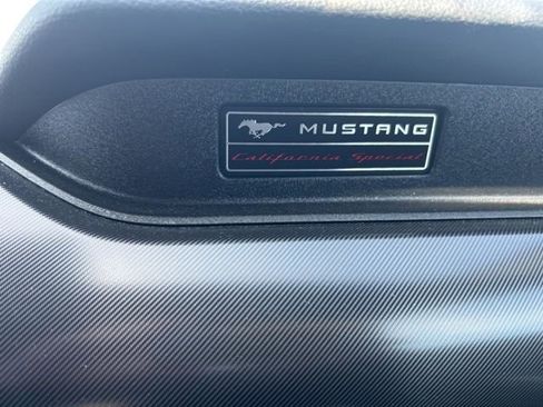 Used 2022 Ford Mustang GT Premium w/ Equipment Group 401A RWD image 23