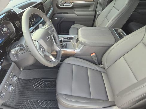 New 2026 Chevrolet Silverado 1500 LT Trail Boss w/ LT Trail Boss Premium Package AWD/4WD image 5