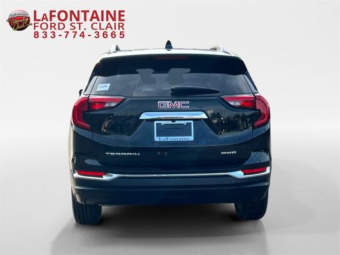 Used 2024 GMC Terrain SLT image 6