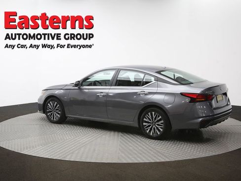 Used 2025 Nissan Altima 2.5 SV image 64