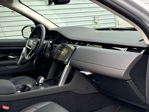 Certified 2025 Land Rover Discovery Sport S image 10