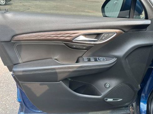 Used 2023 Buick Envision Avenir AWD/4WD image 24