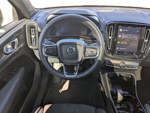 Certified 2023 Volvo C40 P8 Recharge Plus image 21