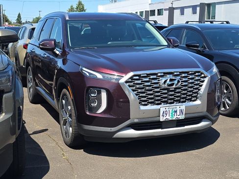 Used 2020 Hyundai Palisade SEL w/ Premium Package AWD/4WD image 2