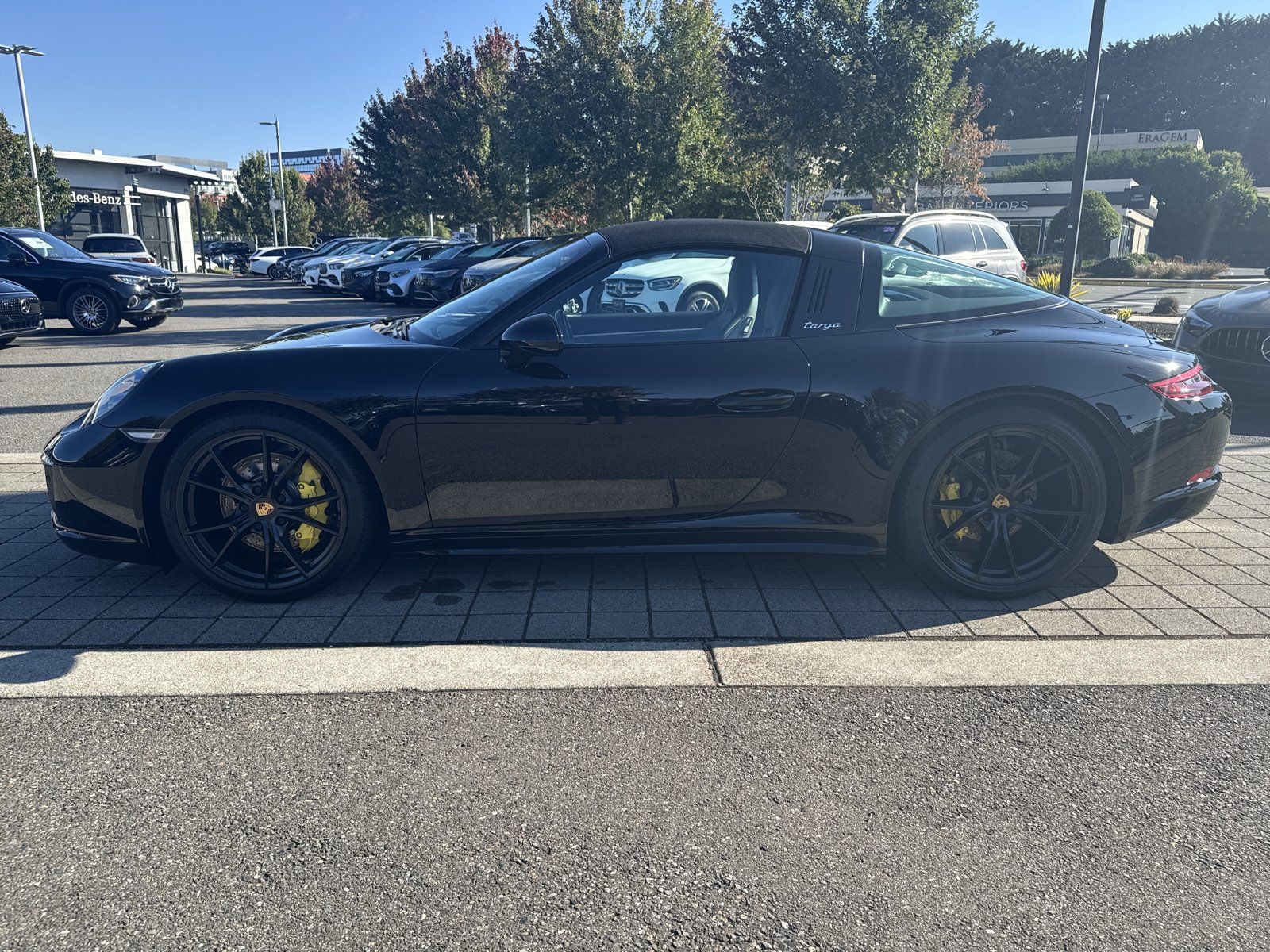 Used 2018 Porsche 911 Targa 4S AWD/4WD image 8