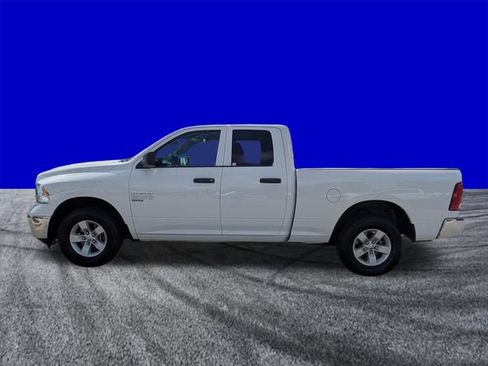 Used 2024 RAM 1500 Classic SLT AWD/4WD image 7