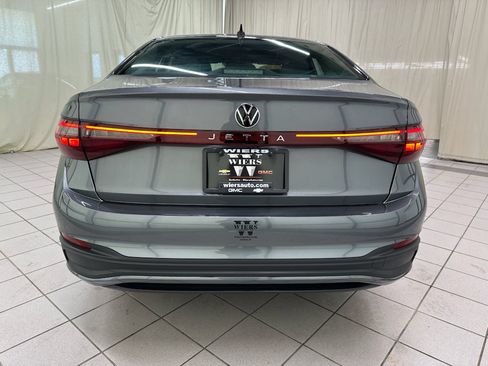 Used 2026 Volkswagen Jetta S FWD image 5